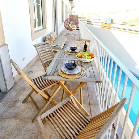 Lovely Faro Apartment ภายนอก รูปภาพ